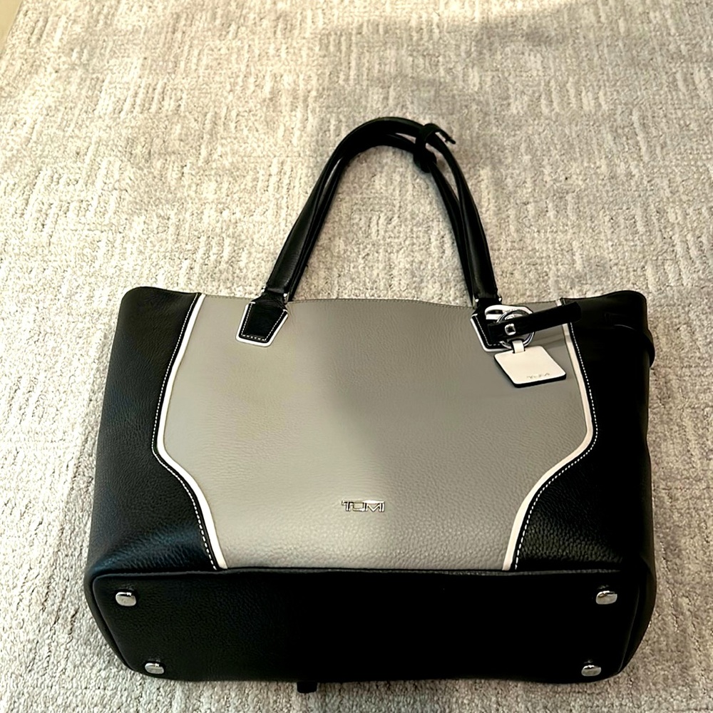 tumi computer travel bag